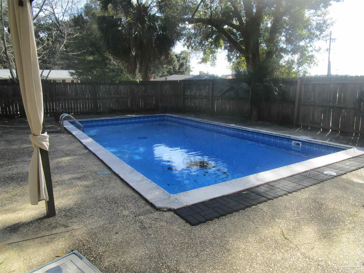 125 Dodge Dr, Pensacola, FL 32503 - Image #1