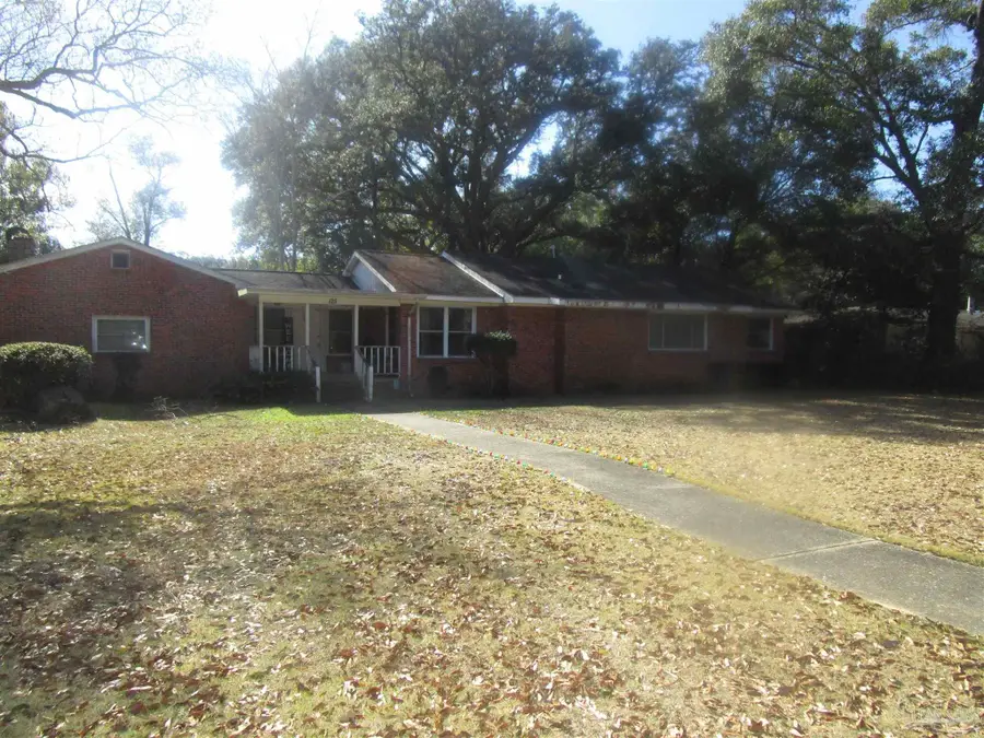 125 Dodge Dr, Pensacola, FL 32503 - Image #2