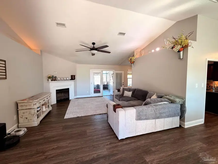 9085 Caribbean Dr, Pensacola, FL 32506 - Image #3