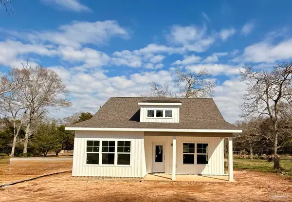 5307 Edeker Cir, Jay, FL 32565