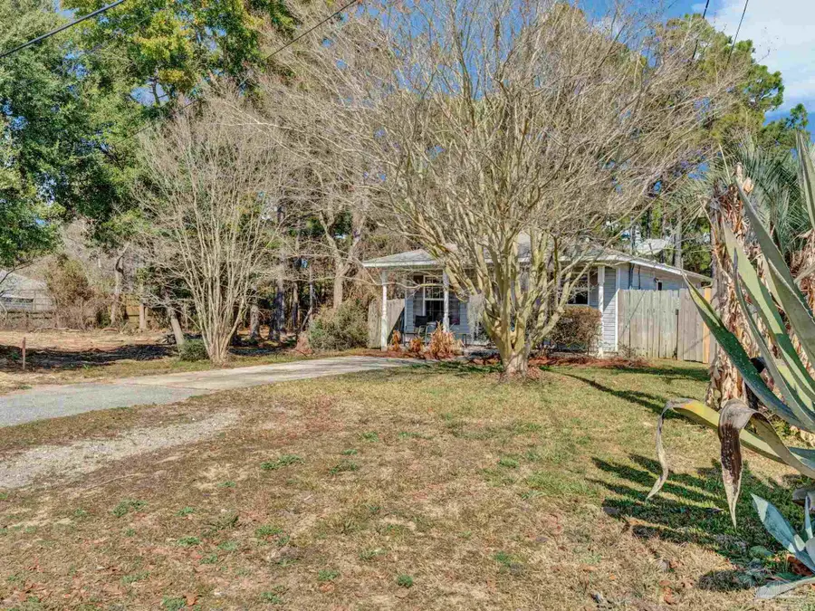 1984 Ambassador Dr, Gulf Breeze, FL 32563 - #2
