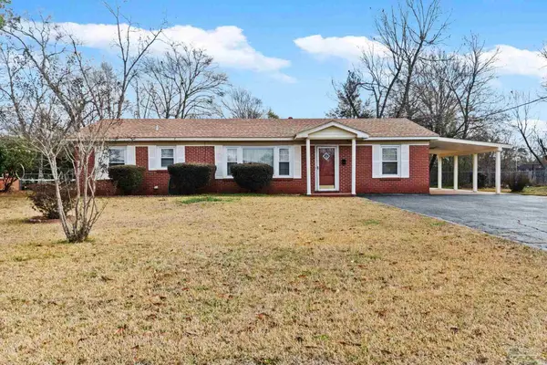 507 4th Ave, Atmore, AL 36502