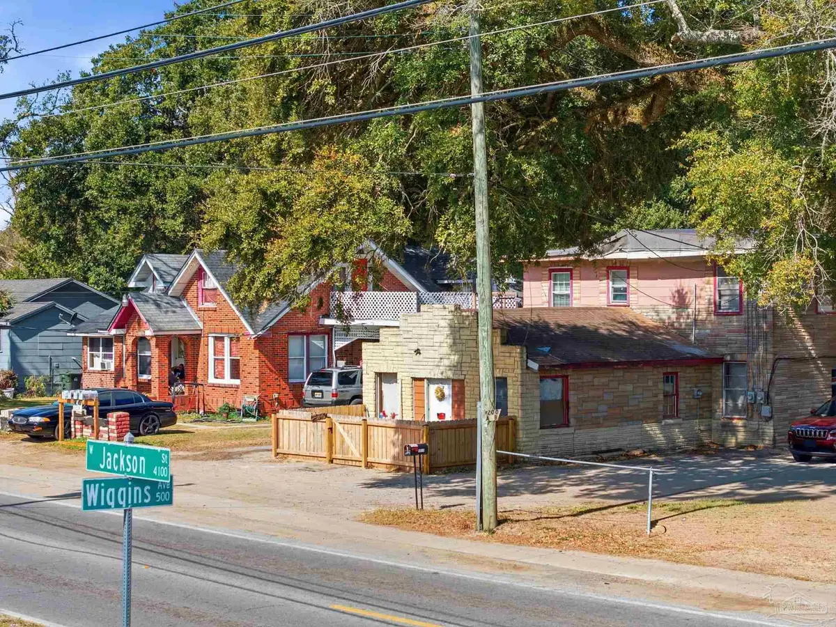 4200 W Jackson St, Pensacola, FL 32505 - #1