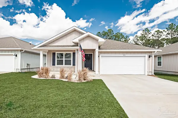 8654 Pathstone Blvd, Pensacola, FL 32526