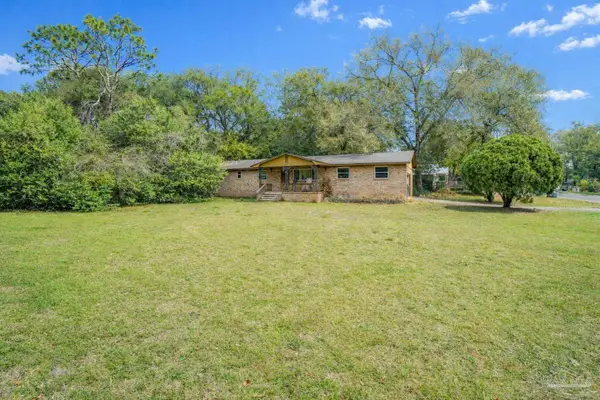 6401 Myrtle Hill Cir, Pensacola, FL 32506