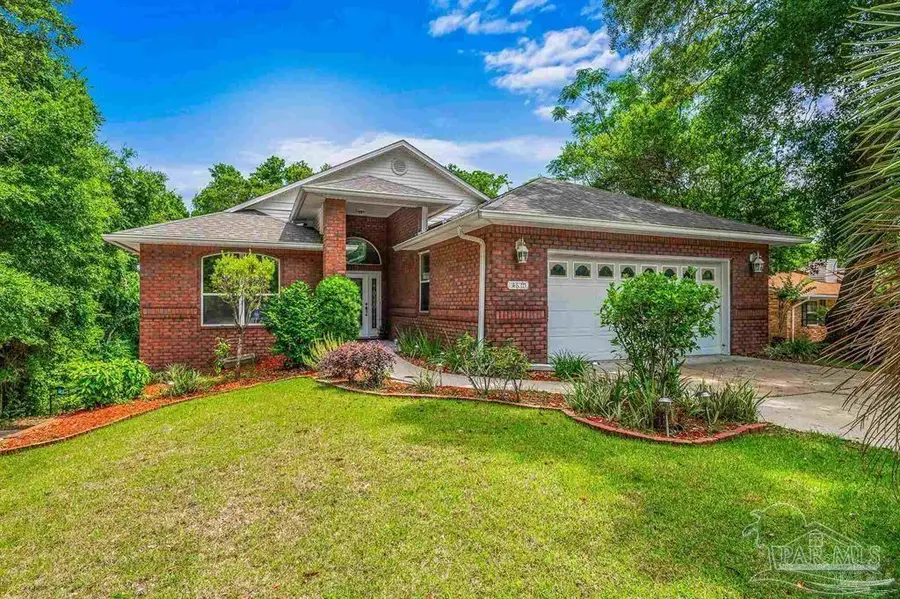 4610 Peacock Dr, Pensacola, FL 32504 - #2