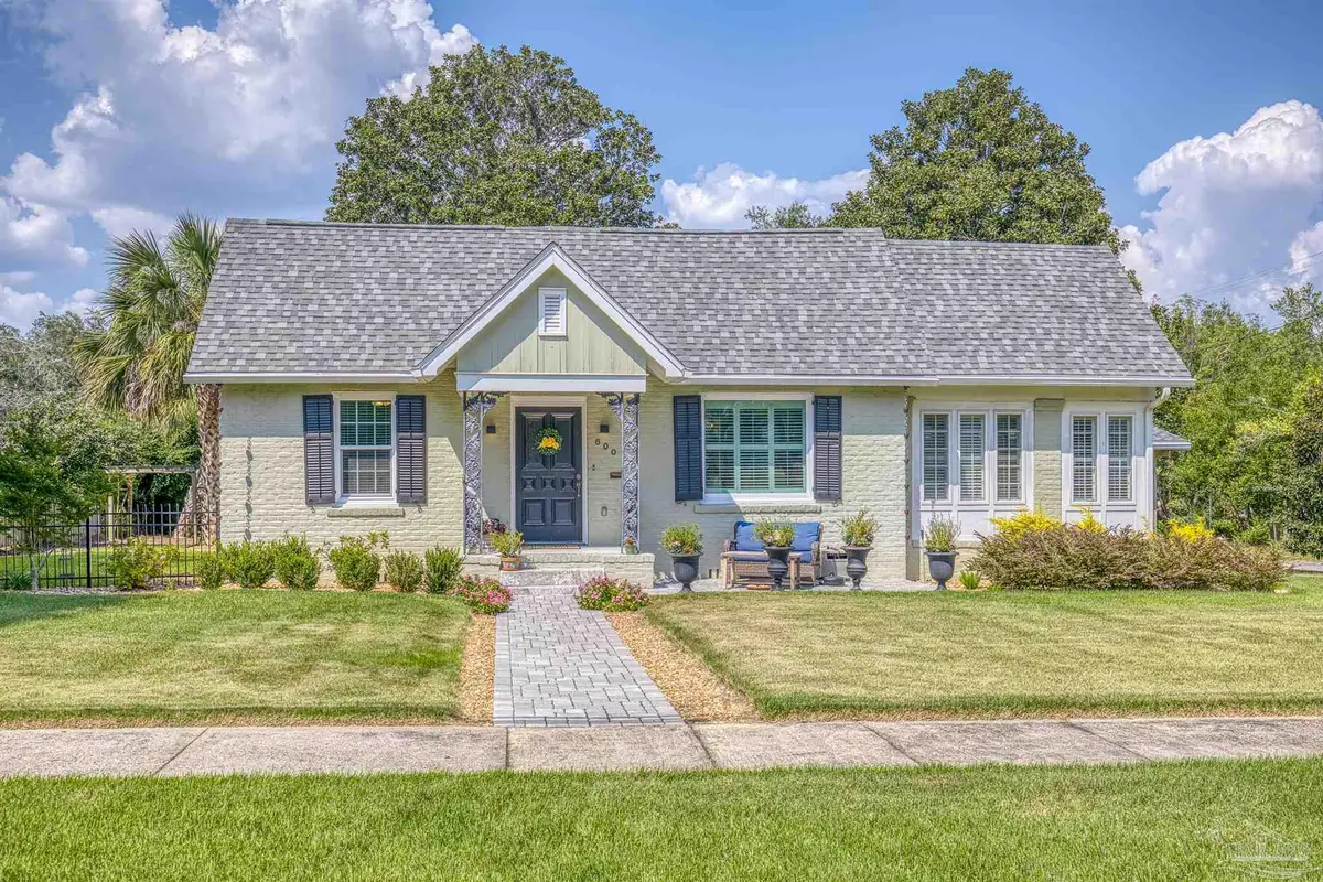 600 W Moreno St, Pensacola, FL 32501 - #1