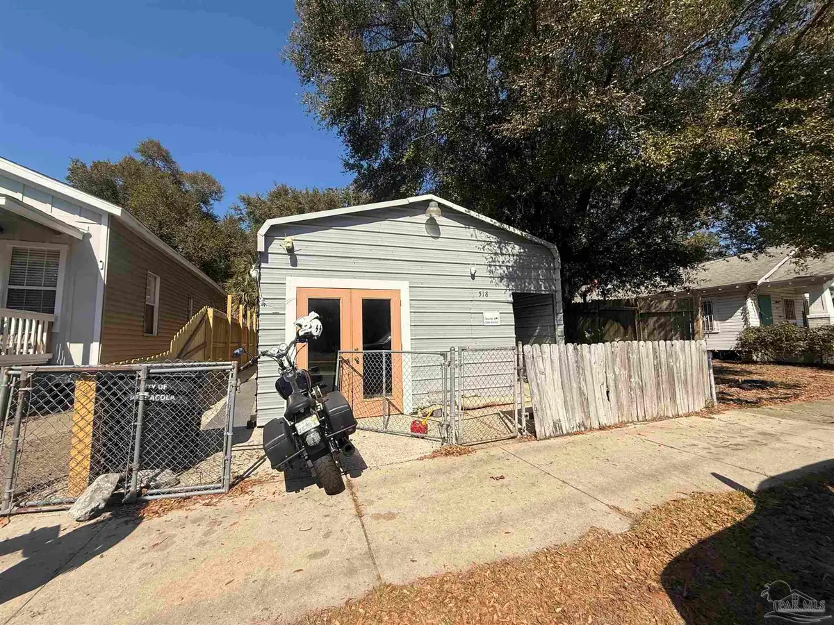 518 W La Rua St, Pensacola, FL 32501 - #1