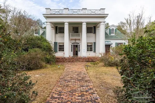 1182 E Lakeview Ave, Pensacola, FL 32503