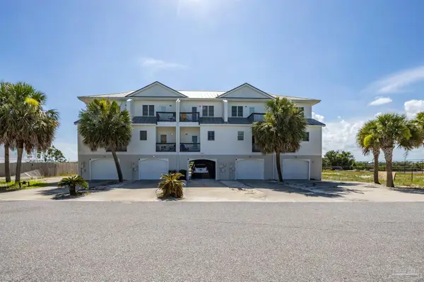7227 Sharp Reef Rd #4, Pensacola, FL 32507