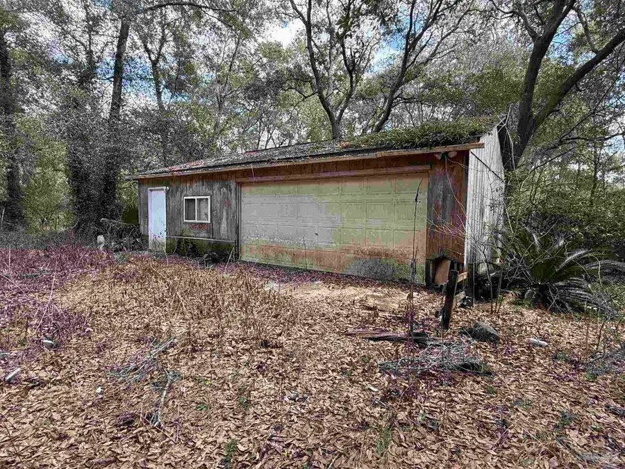 3928 Reinhardt Village Rd, Milton, FL 32583 - #2