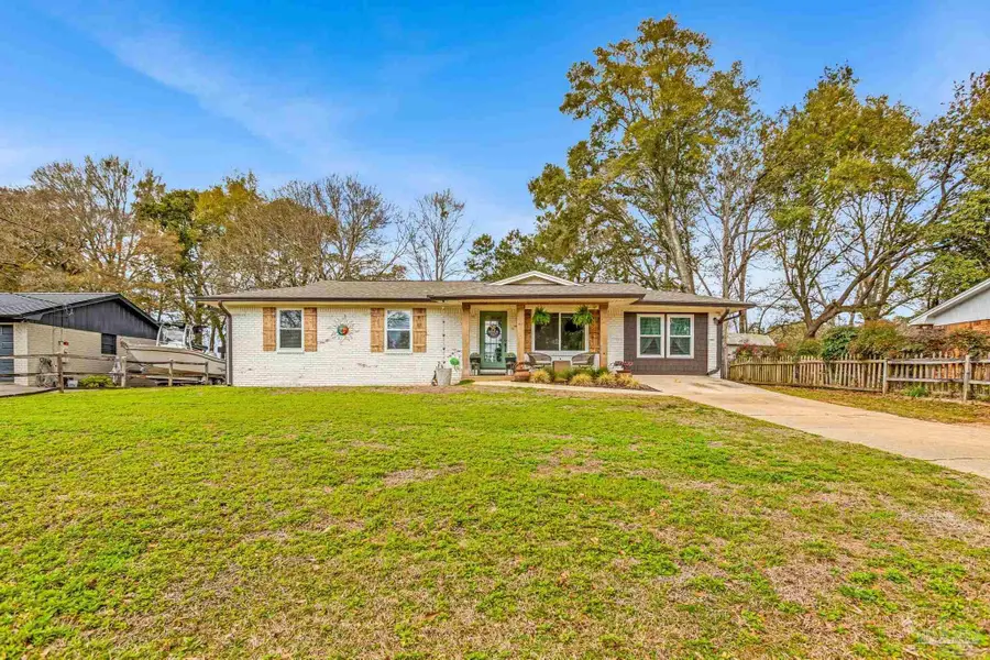 2511 W Kingsfield Dr, Cantonment, FL 32533 - #2