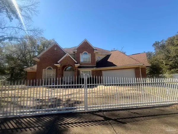 1365 N 10th Ave, Pensacola, FL 32503