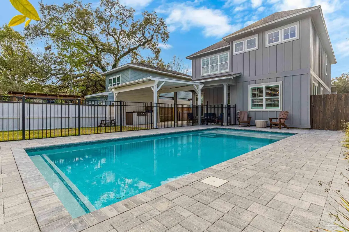 1360 N 10th Ave, Pensacola, FL 32506 - #1