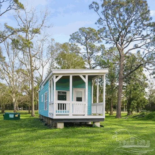 9437 Gulf Beach Hwy, Pensacola, FL 32507 - #1