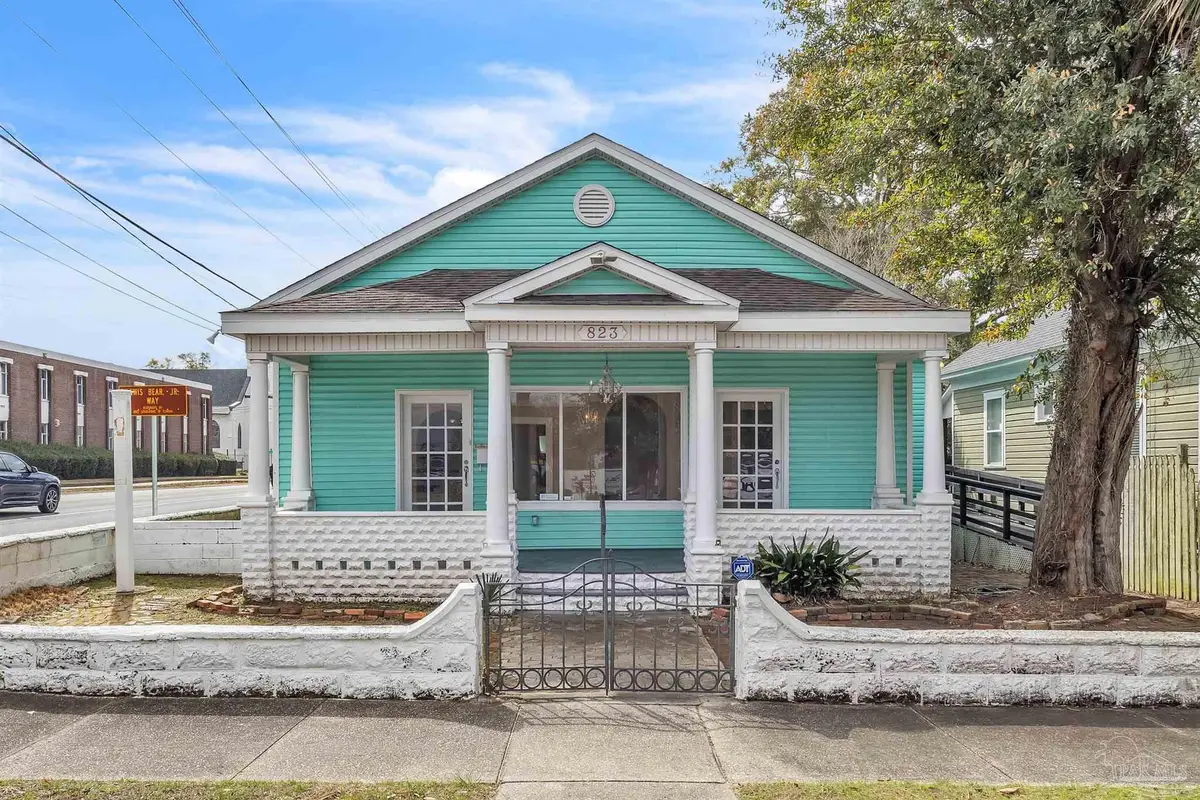 823 E Gadsden St, Pensacola, FL 32501 - #1