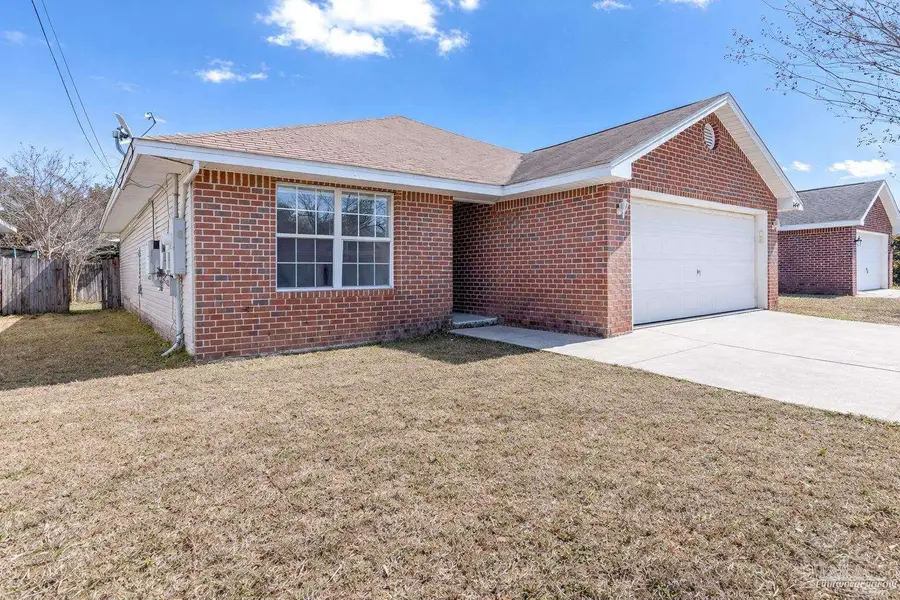 8450 Jarmen Ln, Pensacola, FL 32534 - #2