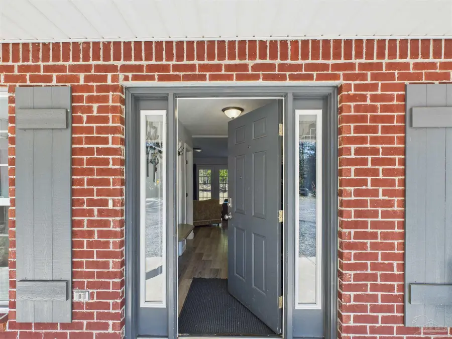 9866 Red Rock Rd, Milton, FL 32583 - #3