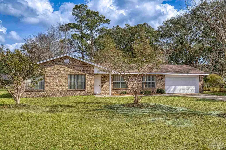 9520 Plainfield Ave, Pensacola, FL 32514 - #2