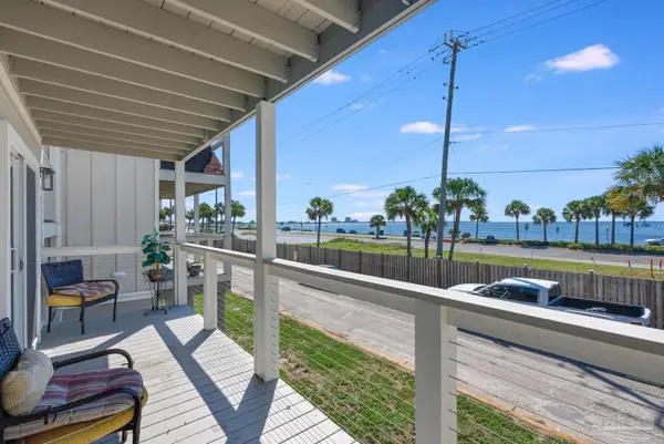 200 Pensacola Beach Rd #D2, Gulf Breeze, FL 32561