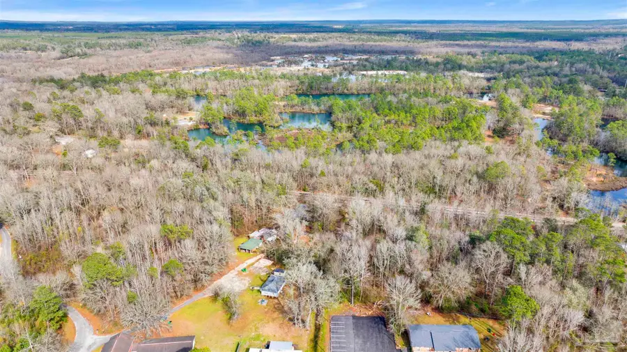 11 Zion St, Century, FL 32535 - #3