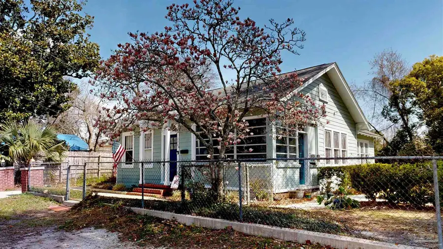 206 S Merritt St, Pensacola, FL 32507 - #3