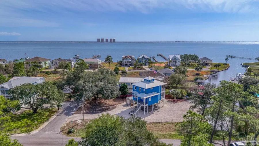 1045 Magnolia Ln, Gulf Breeze, FL 32563 - #3