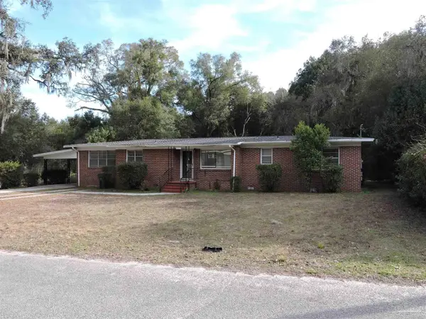 6807 Chaffin St, Milton, FL 32570