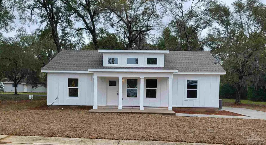 6844 Ferris Hill St, Milton, FL 32570 - #2