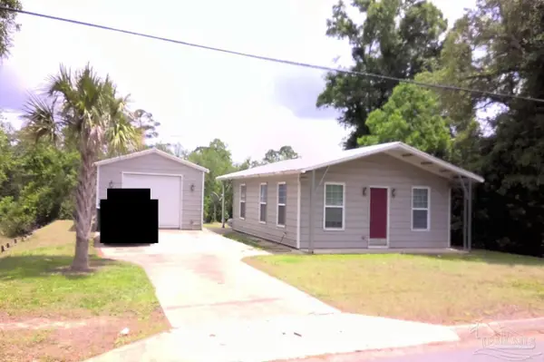 6733 Oakcliff Rd, Pensacola, FL 32526