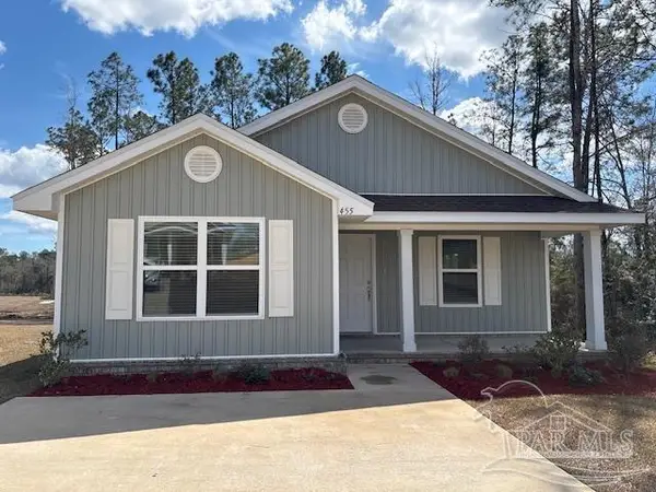 455 Kingsbridge Dr #13B, Cantonment, FL 32533