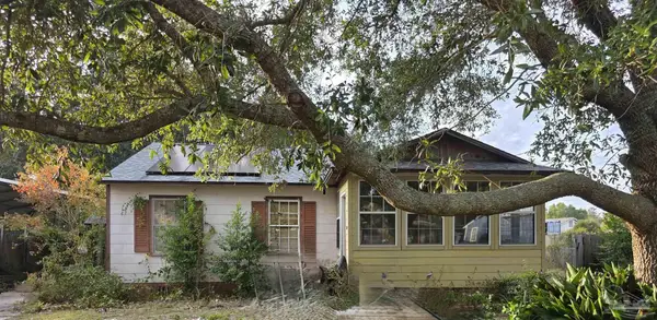 209 NW Gilliland Rd, Pensacola, FL 32507