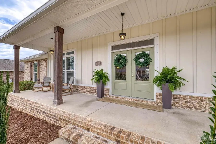 4104 Lower Walk Ln, Milton, FL 32583 - #2