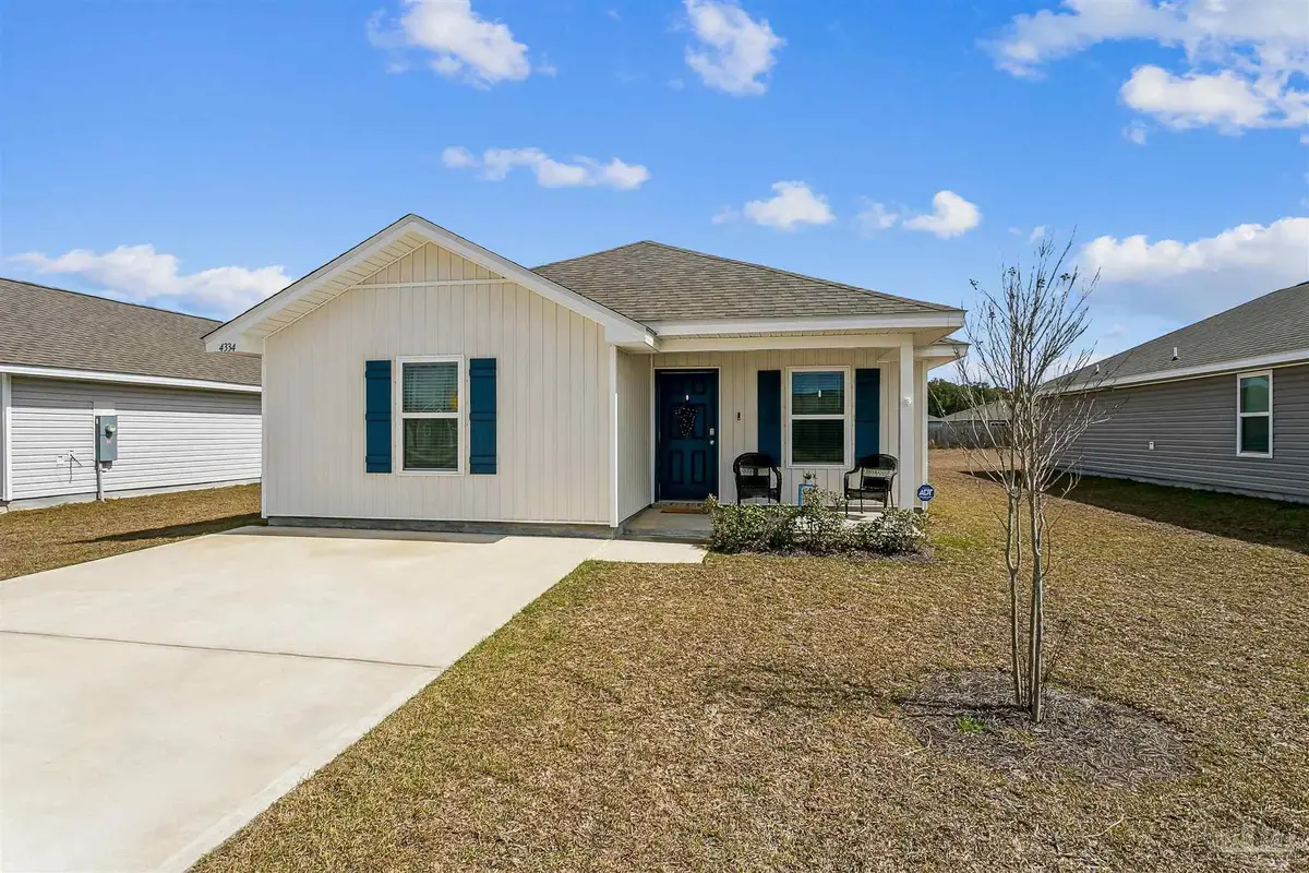4334 Damselfly Dr, Milton, FL 32583 - #1
