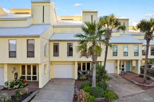 8520 Gulf Blvd, Navarre Beach, FL 32566