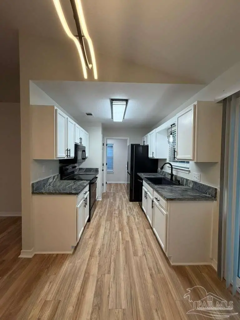 5327 Overbrook Dr, Milton, FL 32570 - #2