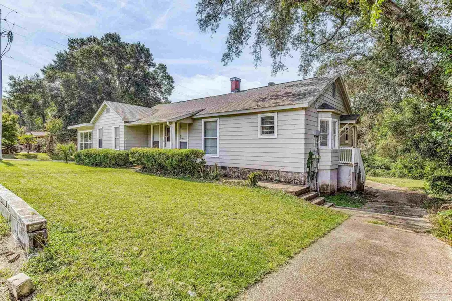 3401 W Jackson St, Pensacola, FL 32505 - #2