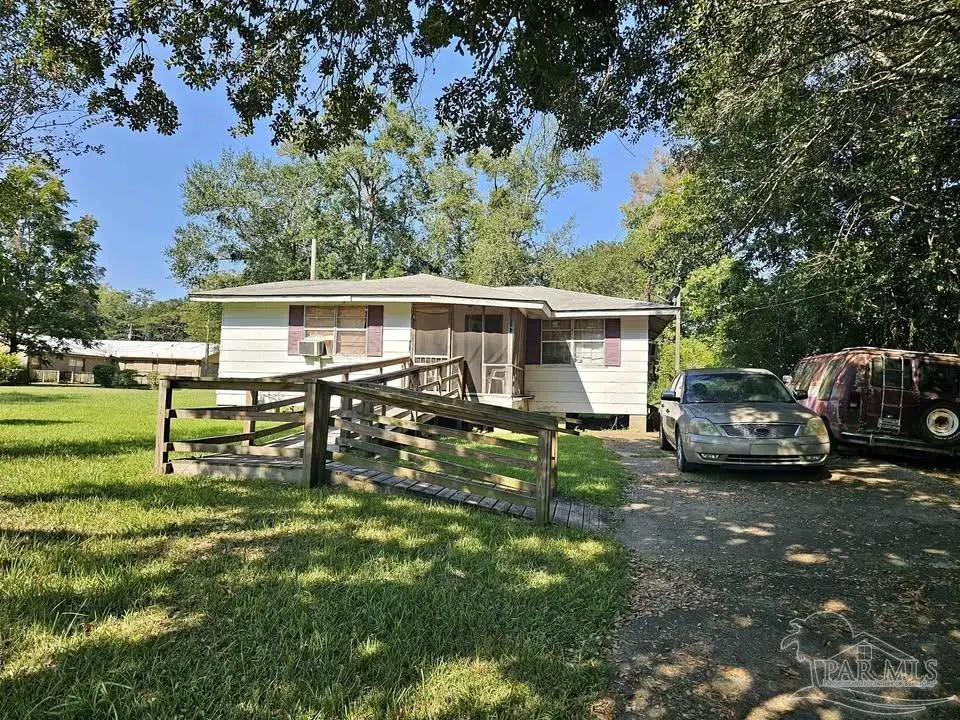 201 Sheppard St, Cantonment, FL 32533 - #1