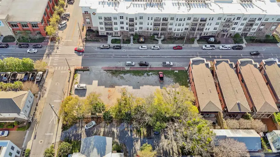 120 S Tarragona St, Pensacola, FL 32502 - #3