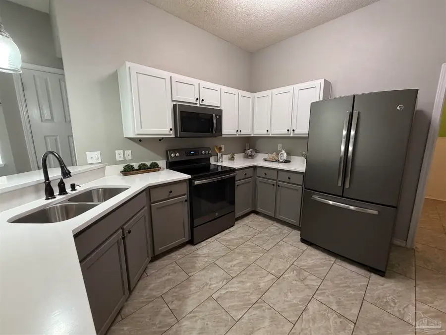 10408 Millbrook Dr, Pensacola, FL 32534 - #2