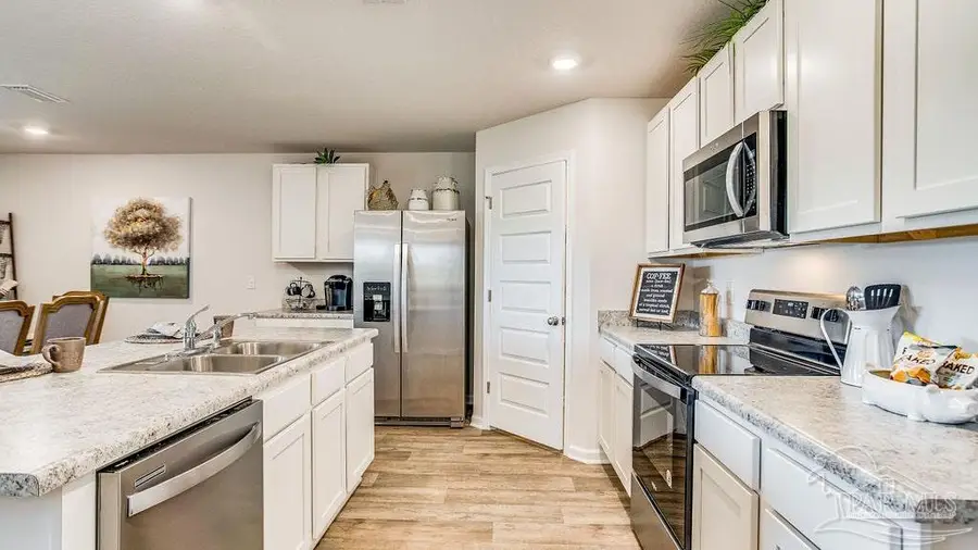 9735 Dutton Ln, Milton, FL 32583 - #3