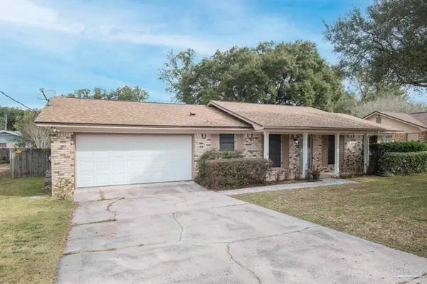 6940 Falcon Dr, Pensacola, FL 32526