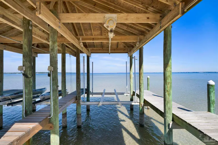 5470 N Shore Rd, Pensacola, FL 32507 - #2