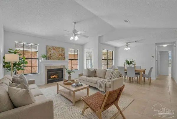 3251 Braxton Cir, Pensacola, FL 32504