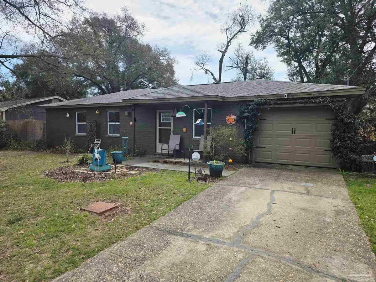 209 Marine Dr, Pensacola, FL 32507 - #1