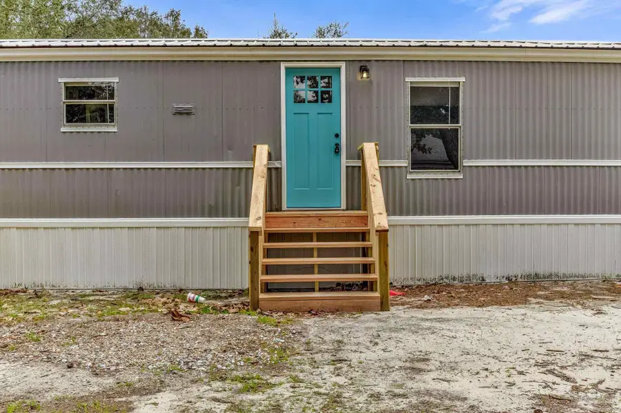 5658 Government Dr, Gulf Breeze, FL 32563 - #2