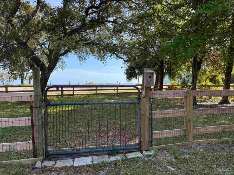 10600 Gulf Beach Hwy, Pensacola, FL 32507 - #3