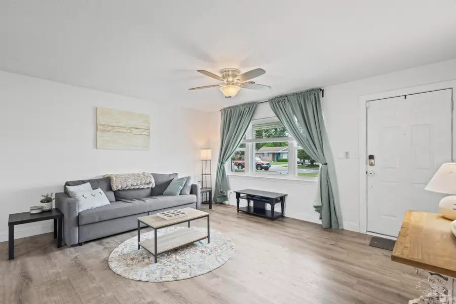 6130 Jasmine Rd, Pensacola, FL 32504 - #2