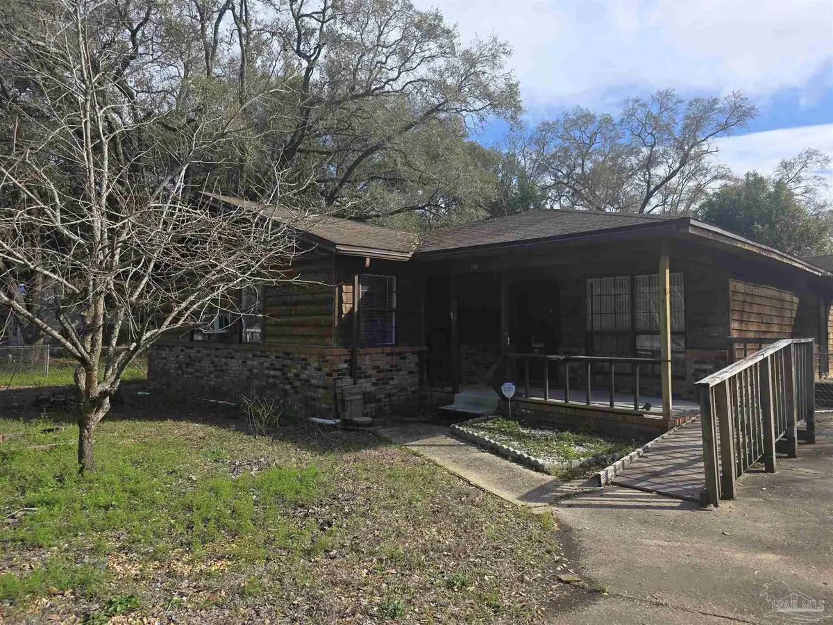 335 Vera St, Pensacola, FL 32514 - #1
