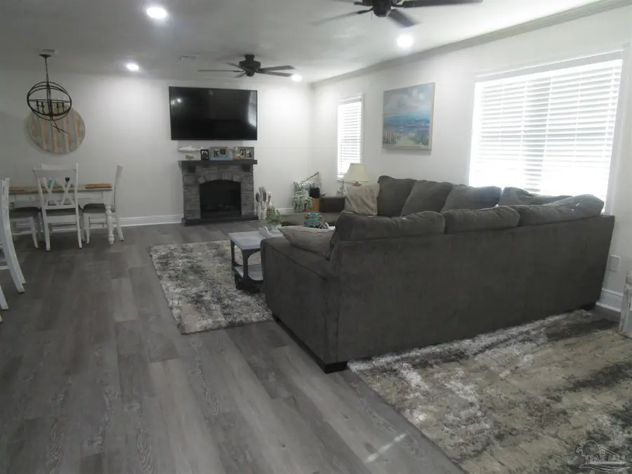 4420 Mundy Ln, Pace, FL 32571 - #2